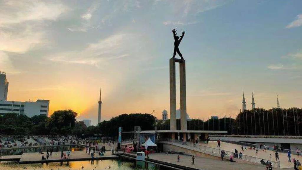 Perayaan HUT DKI Jakarta ke-498: Rangkaian Acara Meriah di Lapangan Banteng